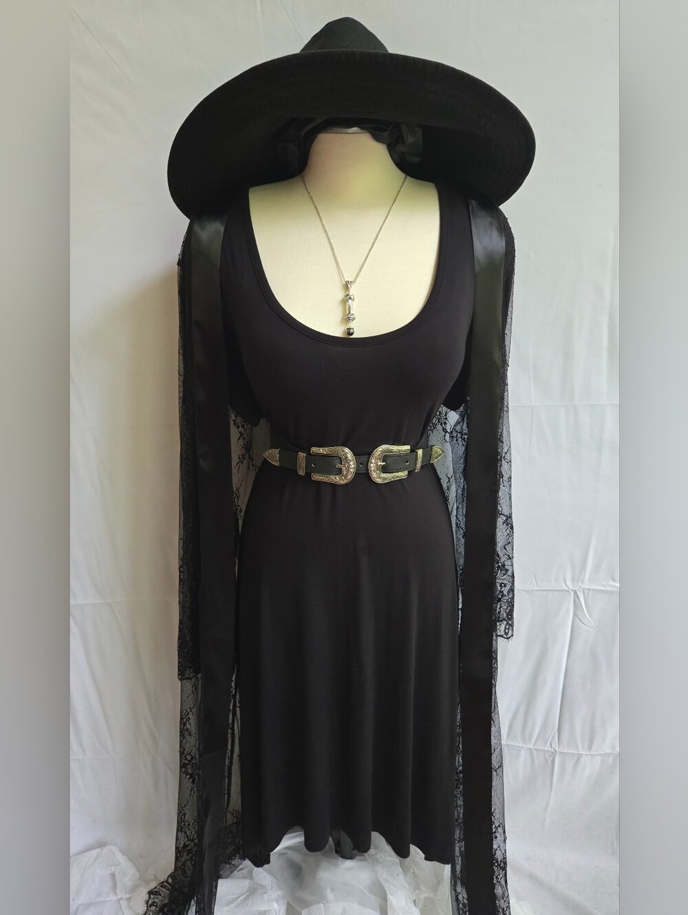 Love & Legend Black Scoop Neck Keyhole Cozy Knit Tunic Dress